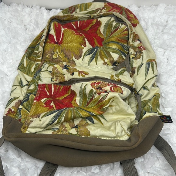 adidas Other - ADIDAS X PHARRELL WILLIAMS JACQUARD RUCKSACK BACKPACK ADULTS CREAM & WHITE